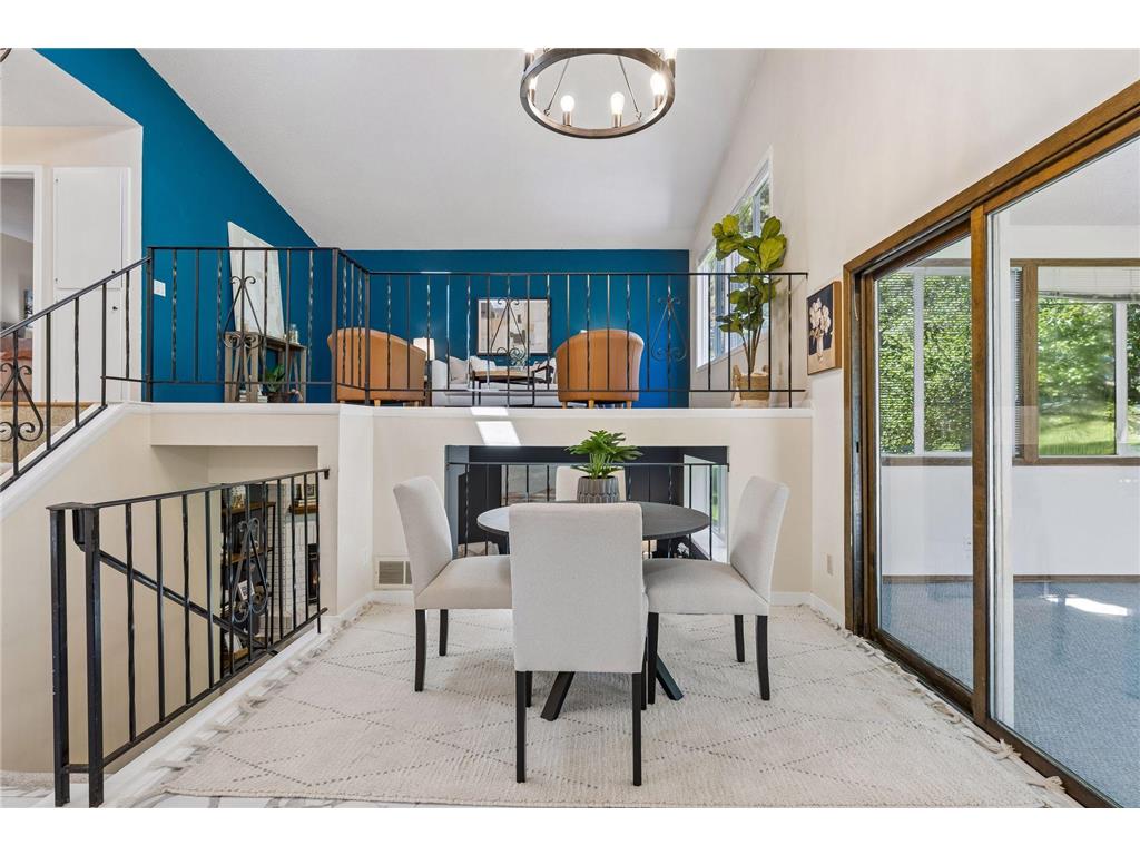 1077 Churchill Circle Shoreview MN 55126 7084477 image3