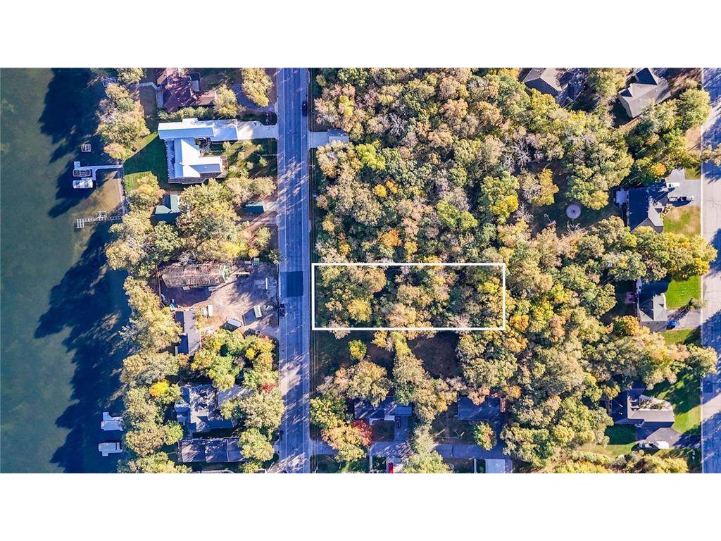 1077 S Shore Drive Detroit Lakes MN 56501 7069728 image2