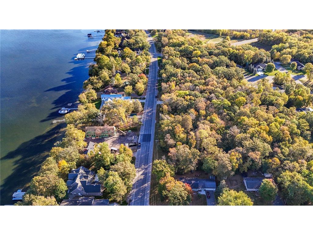 1077 S Shore Drive Detroit Lakes MN 56501 7069728 image8