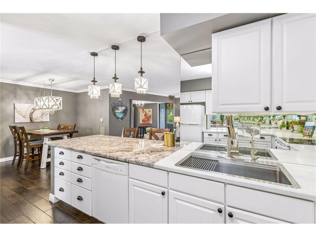 1077 Sibley Memorial Highway #602 Lilydale MN 55118 - Mississippi 7090805 image11