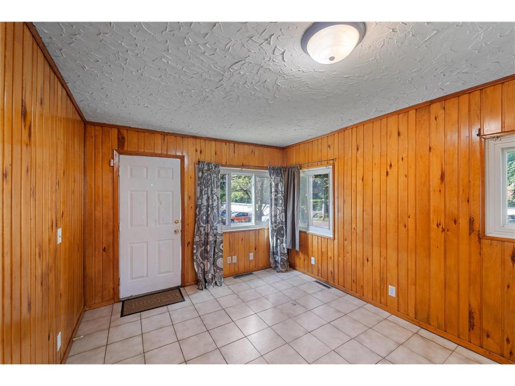 1077 York Avenue Saint Paul MN 55106 6748915 image3