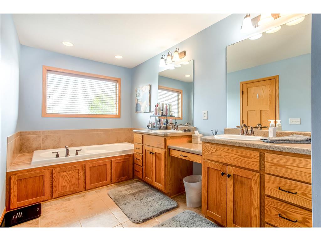 10770 Scott Avenue N Brooklyn Park MN 55443 7050281 image27