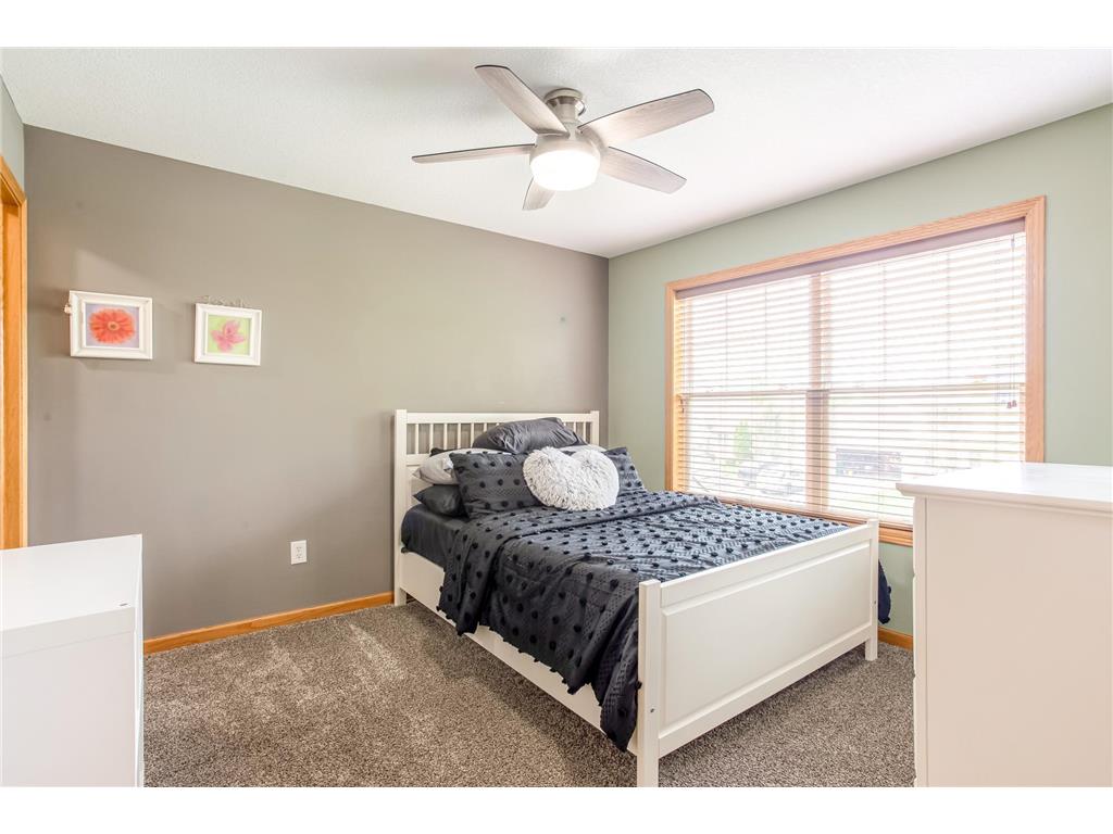 10770 Scott Avenue N Brooklyn Park MN 55443 7050281 image32