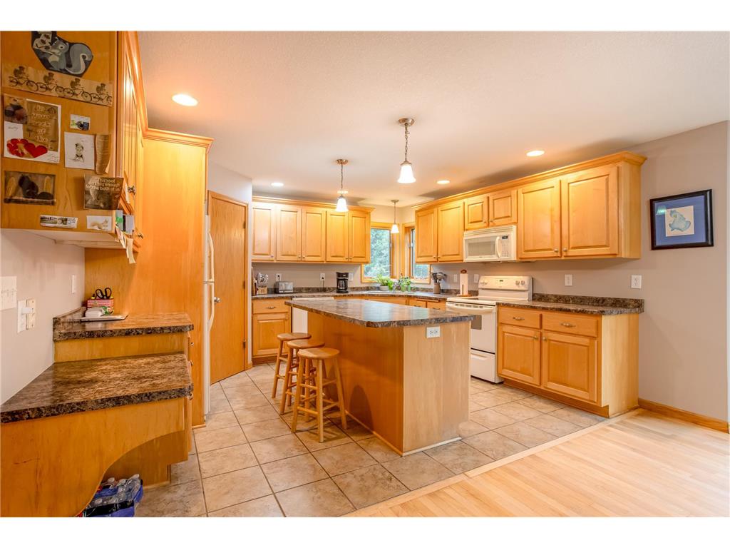 10771 Scott Avenue N Brooklyn Park MN 55443 7059089 image4