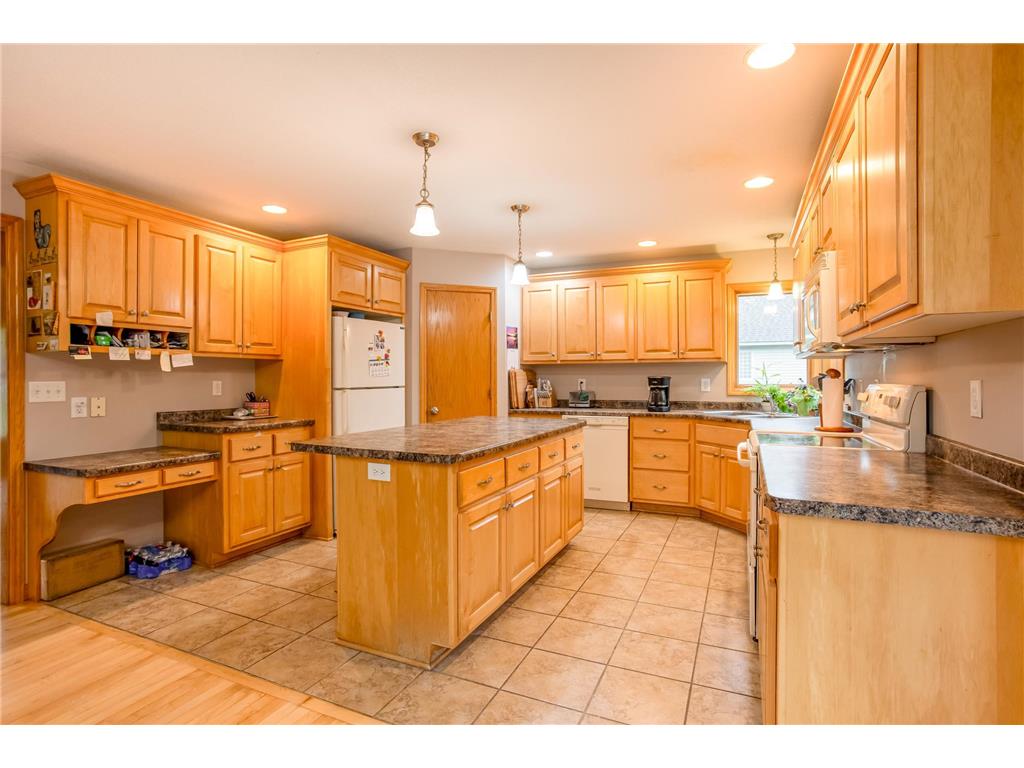 10771 Scott Avenue N Brooklyn Park MN 55443 7059089 image5
