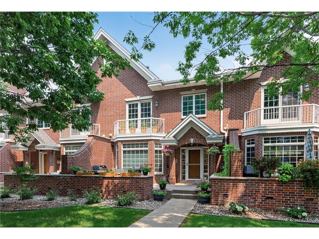 10776 Falling Water Lane #B Woodbury MN 55129 7111465 image1