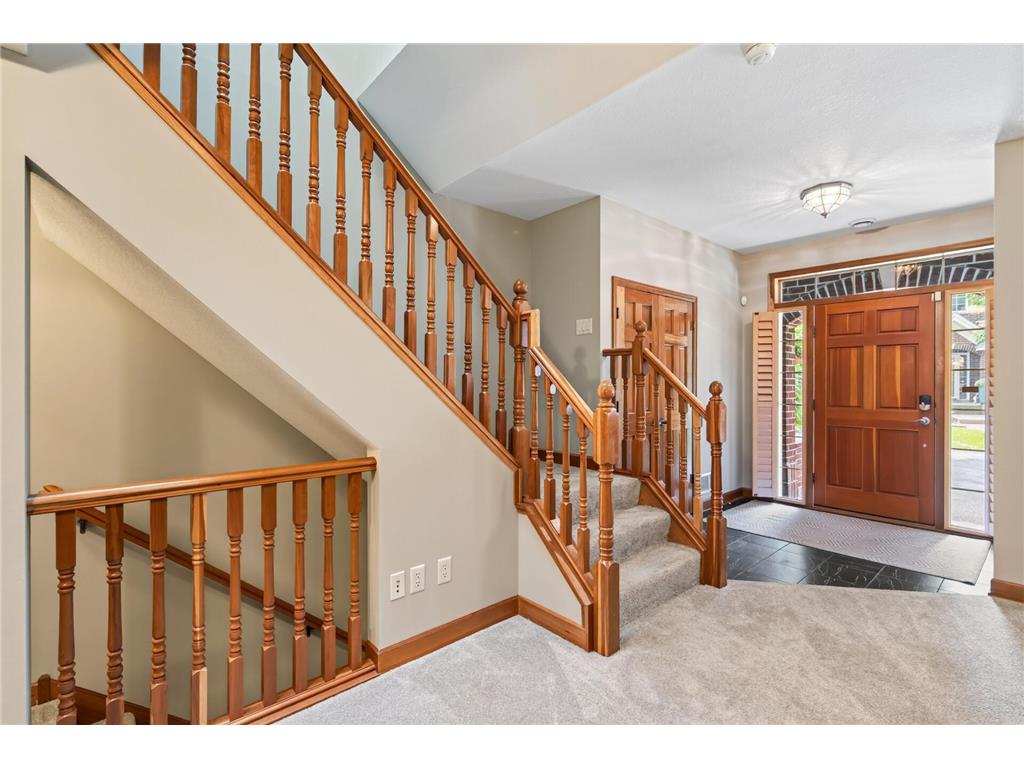 10776 Falling Water Lane #B Woodbury MN 55129 7111465 image11