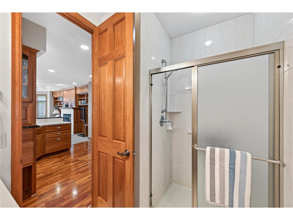 10776 Falling Water Lane #B Woodbury MN 55129 7111465 image34