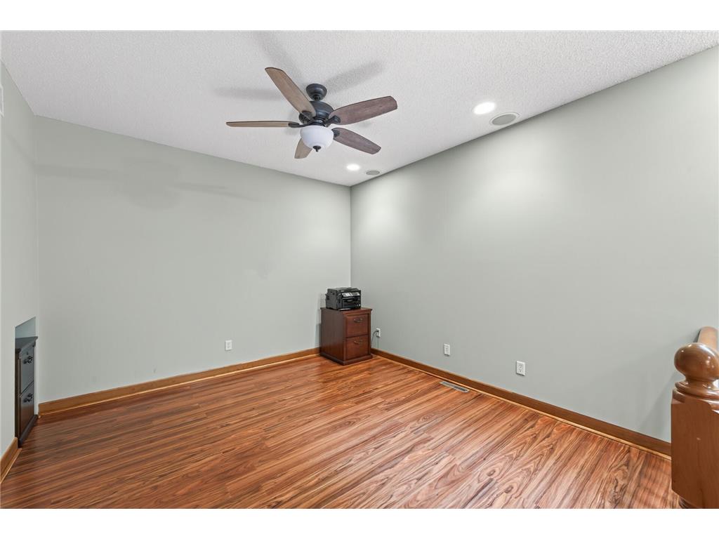 10776 Falling Water Lane #B Woodbury MN 55129 7111465 image35