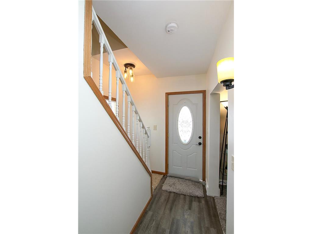 1078 Jefferson Street SE Hutchinson MN 55350 7008115 image12