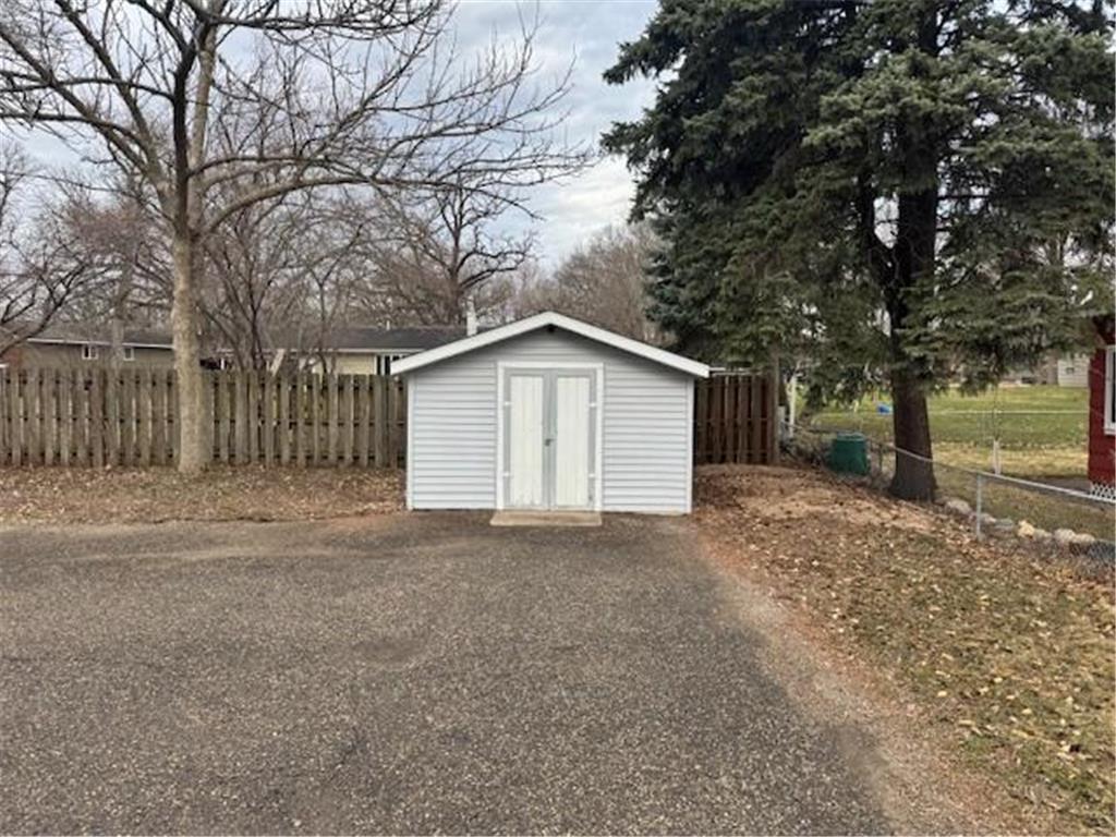 1078 Jefferson Street SE Hutchinson MN 55350 7008115 image24