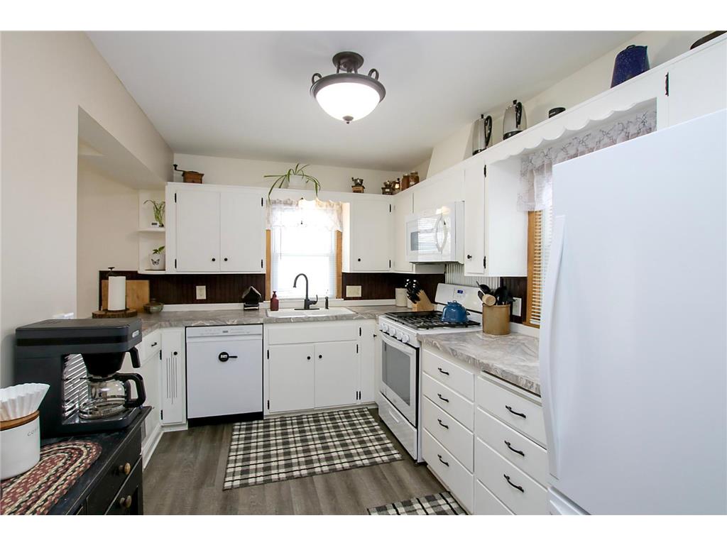1078 Jefferson Street SE Hutchinson MN 55350 7008115 image5