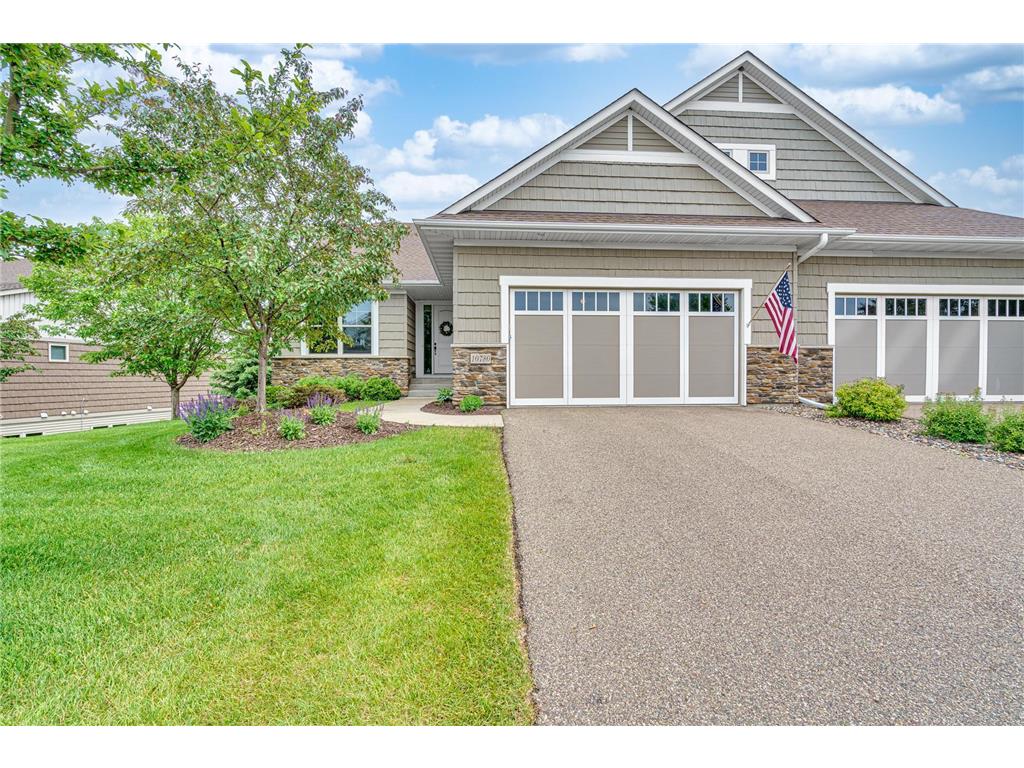 10780 Lyndale Bluffs Trail, Bloomington, MN, 55420 MLS 6222404