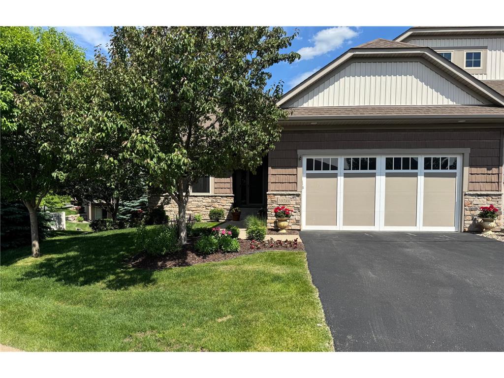 10788 Lyndale Bluffs Trail Bloomington MN 55420 7088409 image1