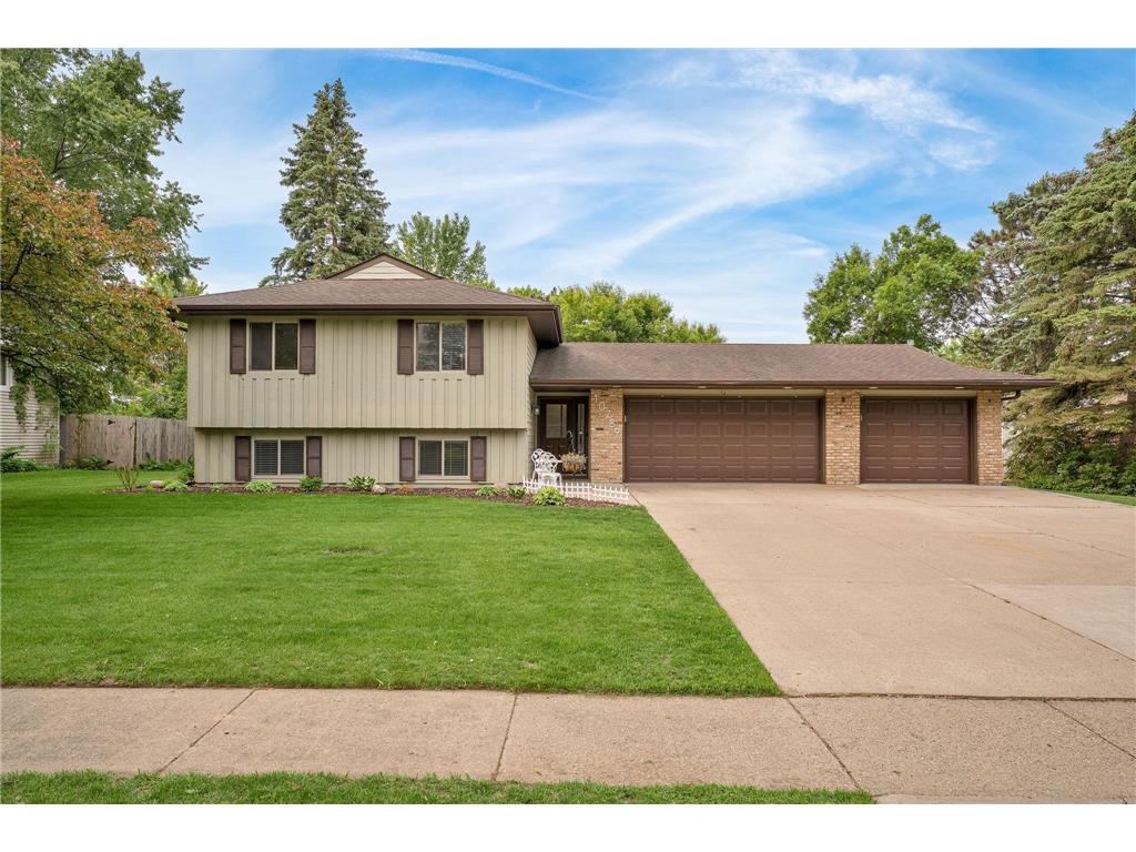 10789 105th Avenue N Maple Grove MN 55369 6730829 image1