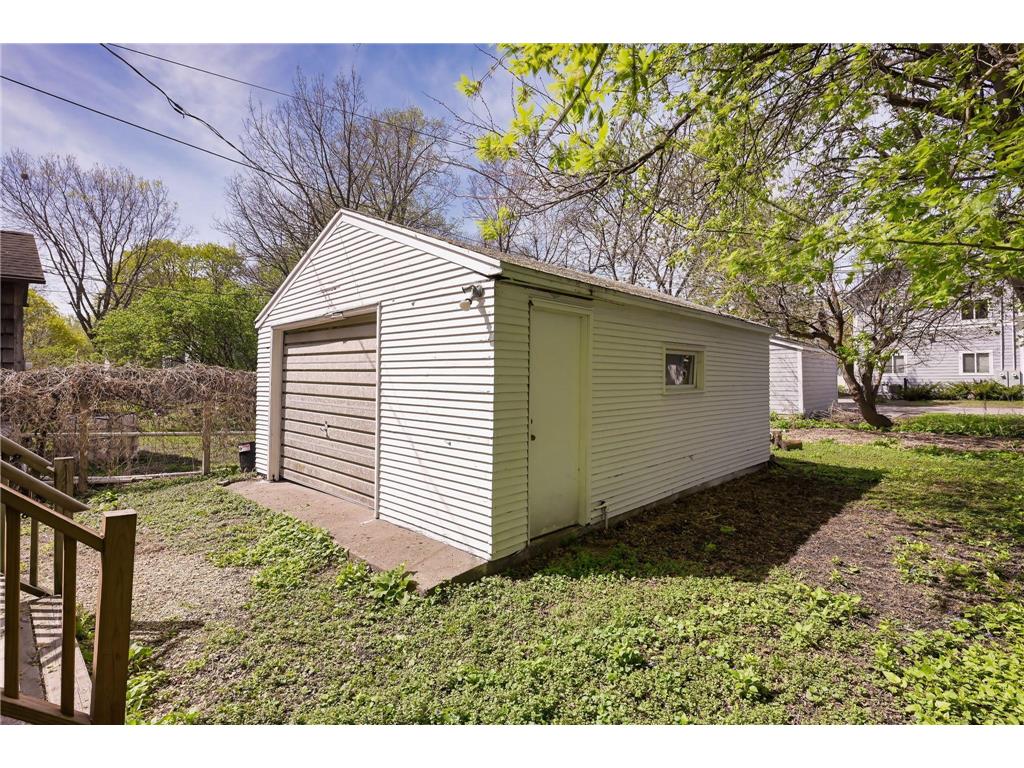 1079 15th Avenue SE Minneapolis MN 55414 7066878 image20