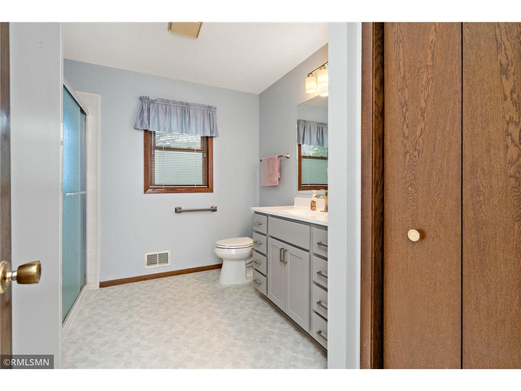 1079 Birch Avenue Red Wing MN 55066 7078212 image12