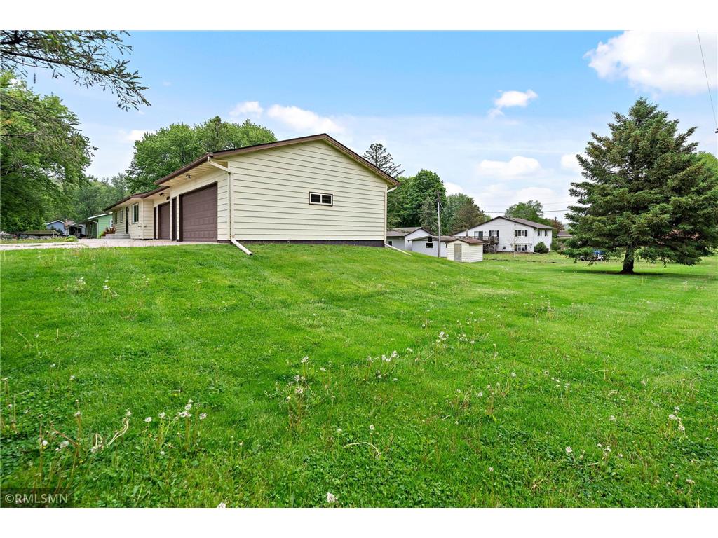 1079 Birch Avenue Red Wing MN 55066 7078212 image24