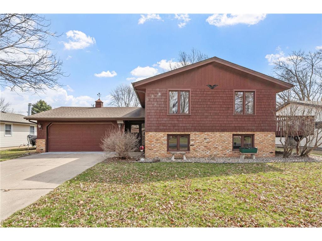1079 Monroe Street S Shakopee MN 55379 7022788 image1
