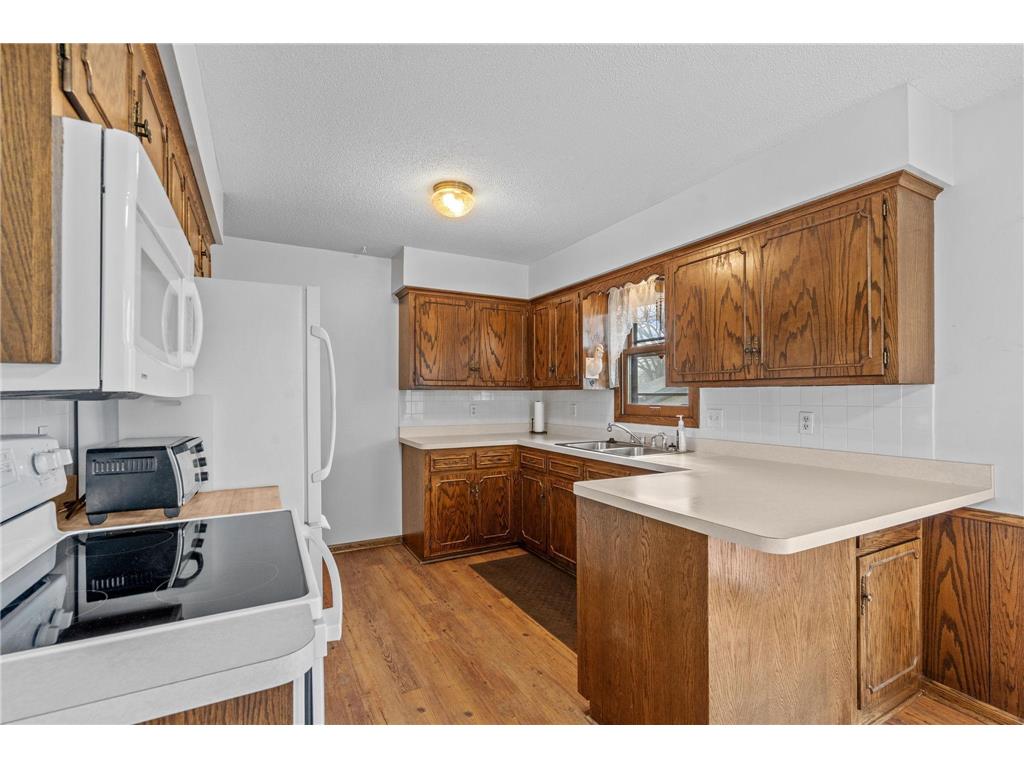 1079 Monroe Street S Shakopee MN 55379 7022788 image11