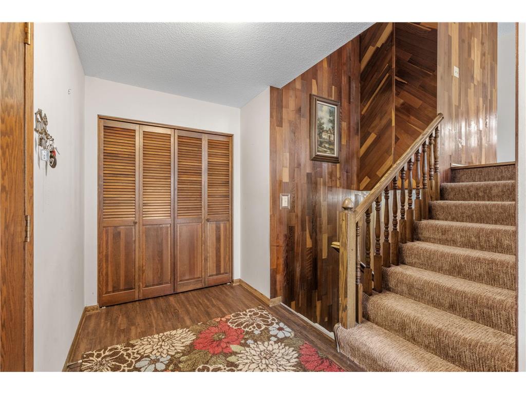 1079 Monroe Street S Shakopee MN 55379 7022788 image2