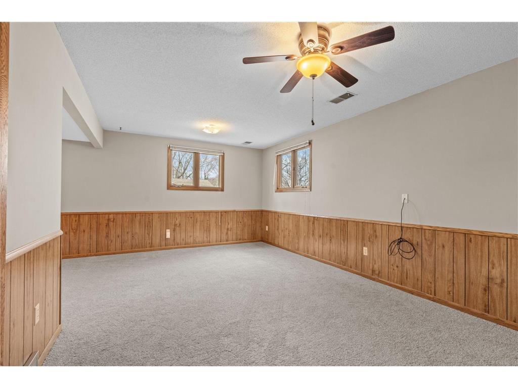 1079 Monroe Street S Shakopee MN 55379 7022788 image21