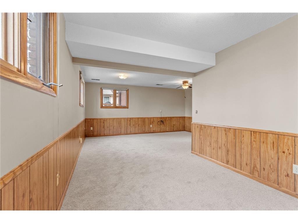 1079 Monroe Street S Shakopee MN 55379 7022788 image24