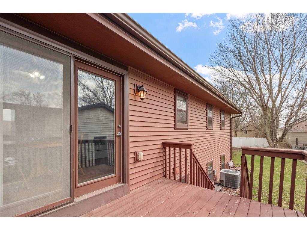 1079 Monroe Street S Shakopee MN 55379 7022788 image32