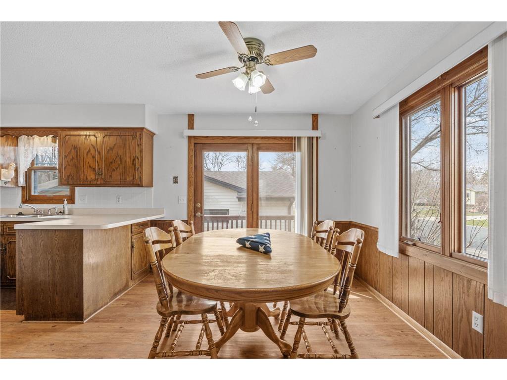 1079 Monroe Street S Shakopee MN 55379 7022788 image8