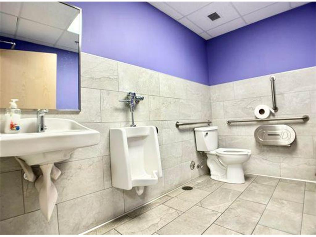1079 Rice Street Saint Paul MN 55117 6826868 image25