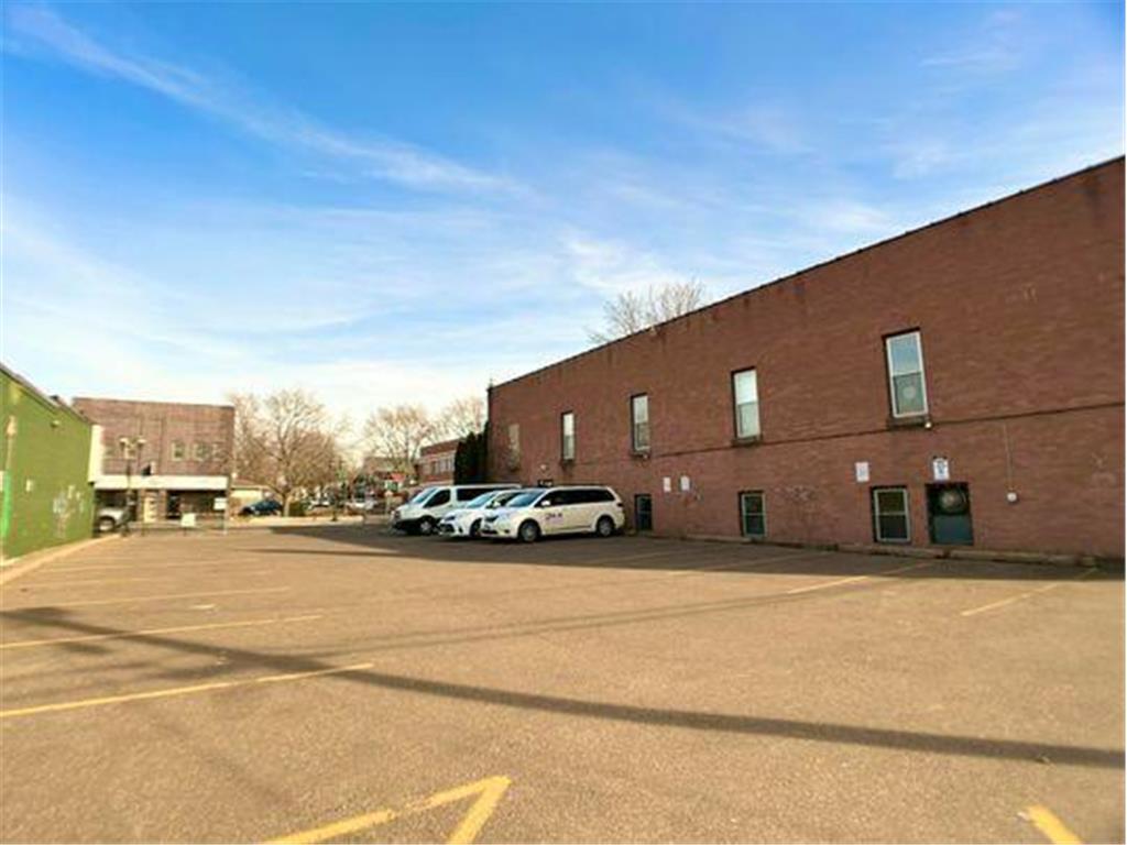 1079 Rice Street Saint Paul MN 55117 6826868 image3
