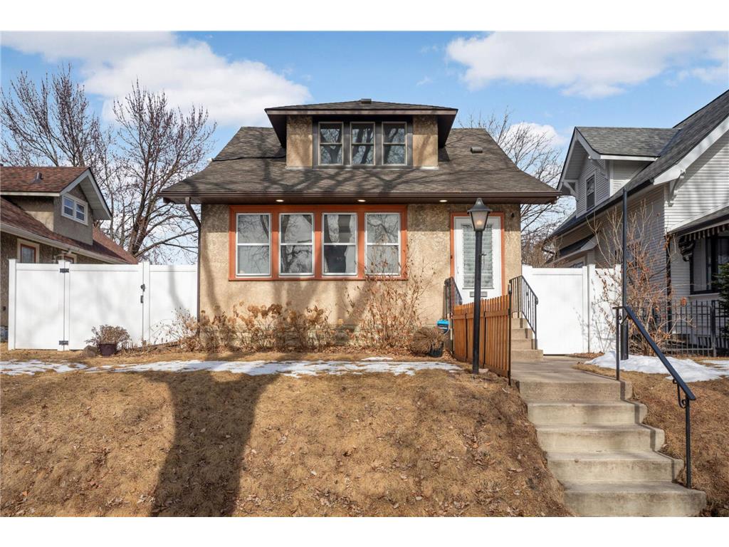 1079 Rose Avenue E Saint Paul MN 55106 6671927 image1