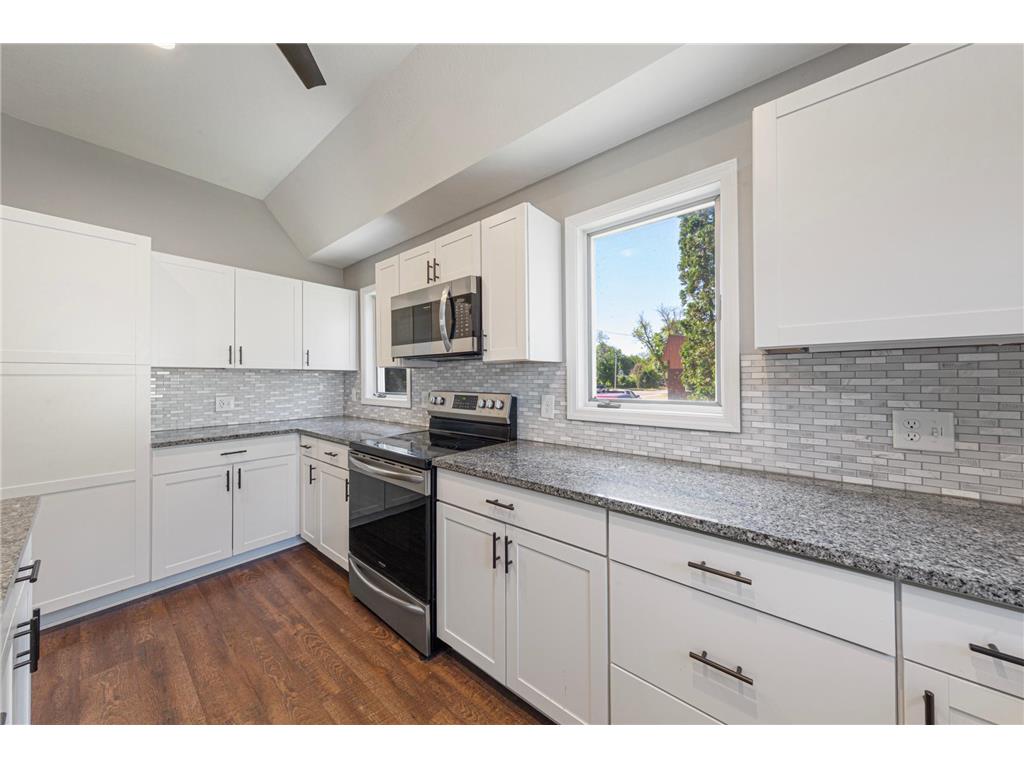 108 1st Avenue NW Mapleton MN 56065 7083458 image17