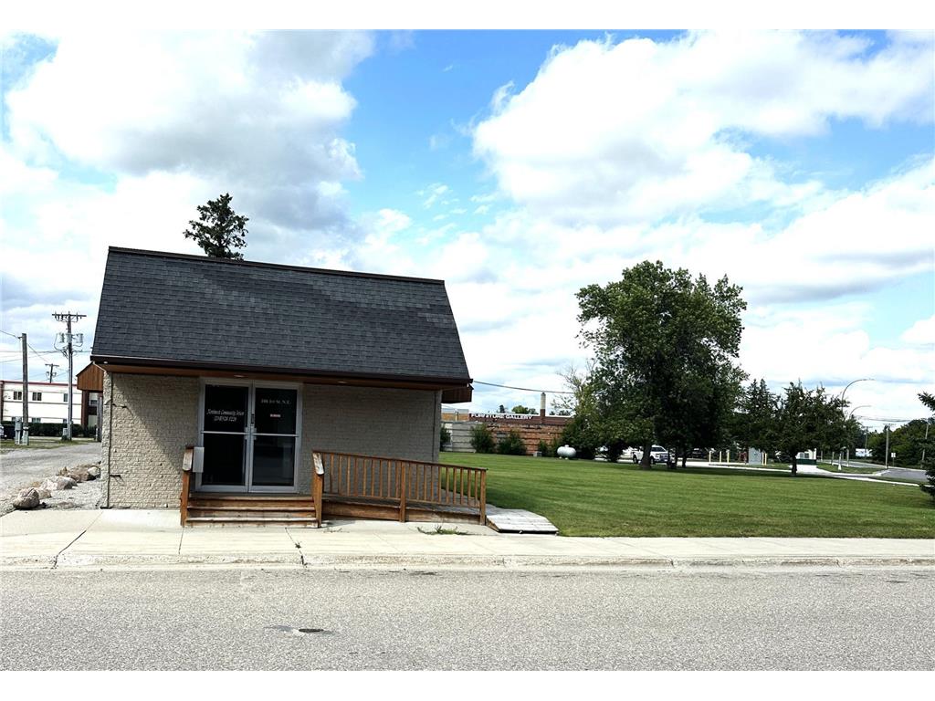 108 1st Street NE Baudette MN 56623 6768349 image2