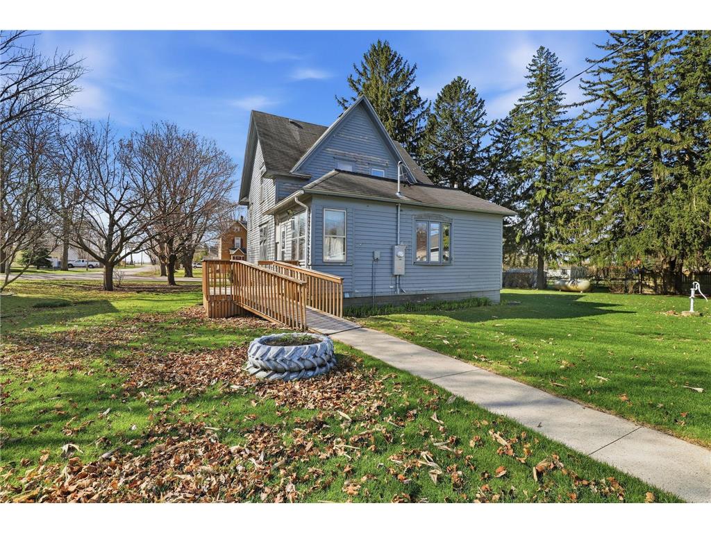 108 1st Street S Nerstrand MN 55053 7056509 image1