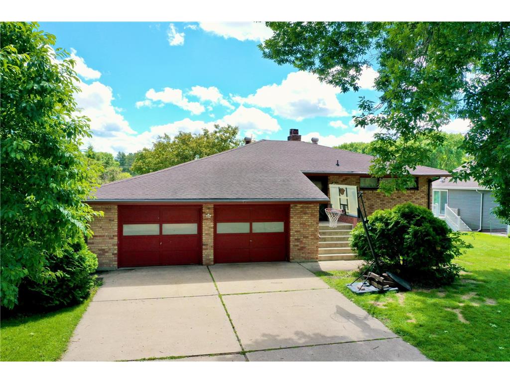 108 31st Street NW Willmar MN 56201 7097407 image1
