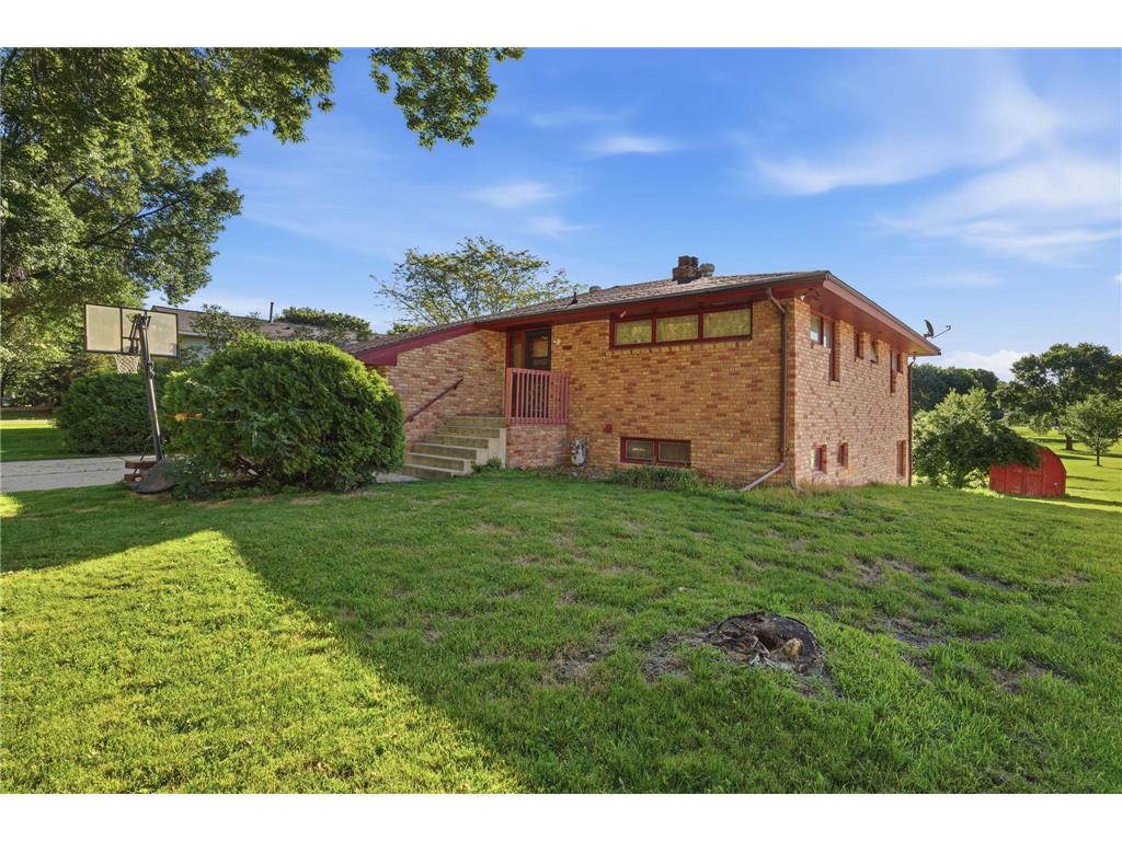 108 31st Street NW Willmar MN 56201 7097407 image4