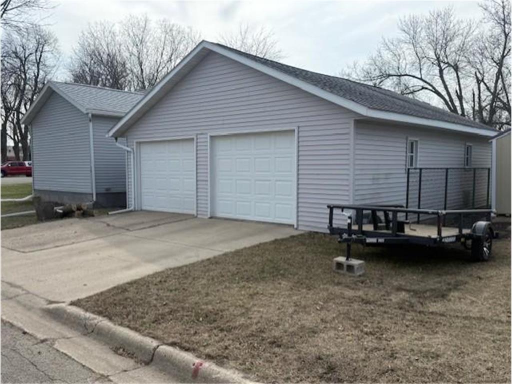 108 4th Street NE Fulda MN 56131 7038221 image4