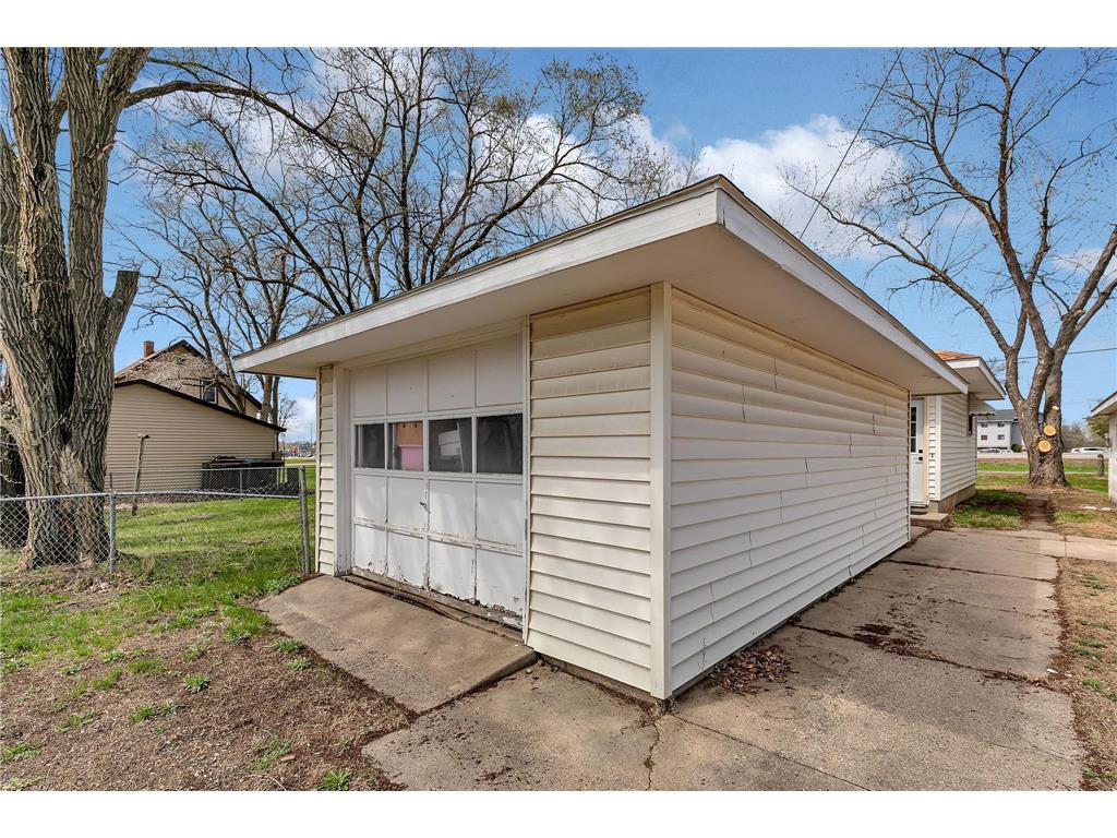 108 Birch Street E Saint Joseph MN 56374 7050388 image27