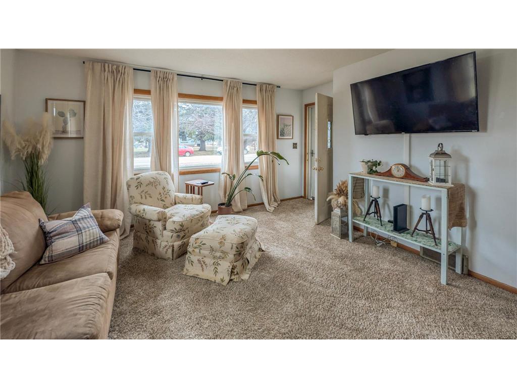 108 Center Street Freeborn MN 56032 7047061 image12