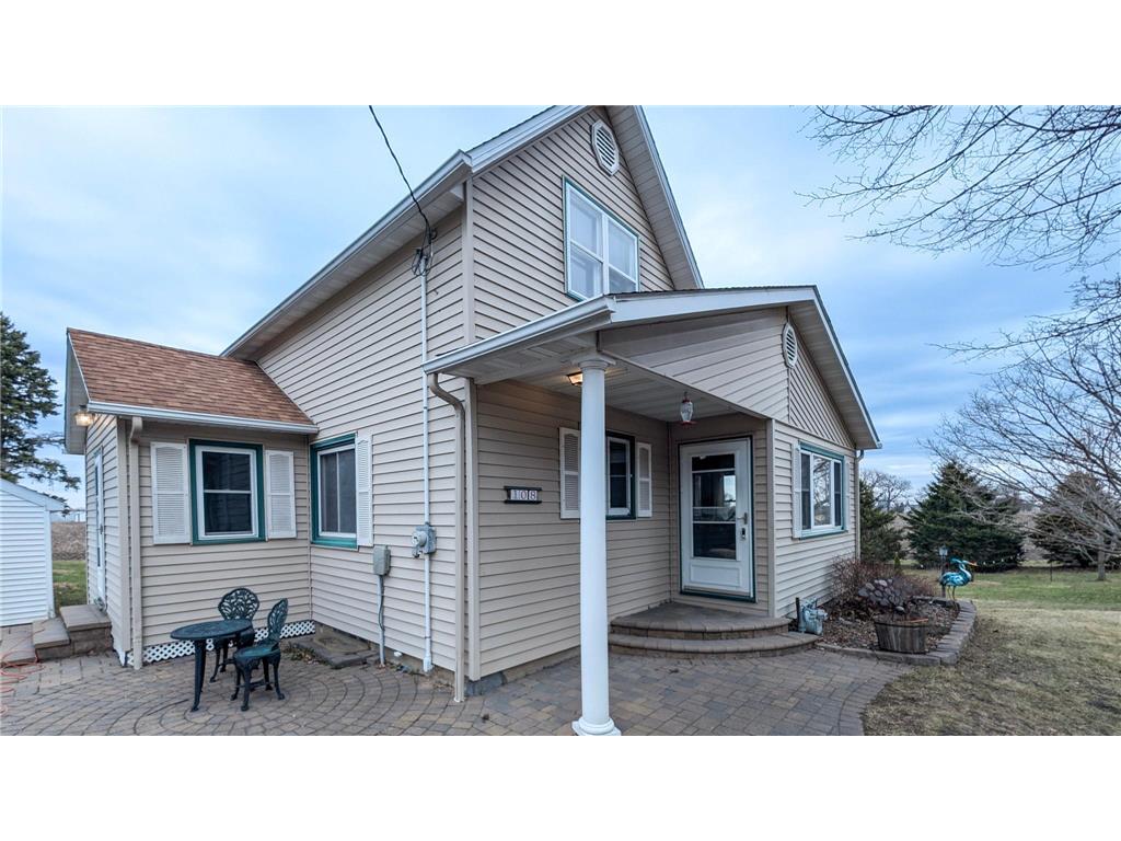 108 Center Street Freeborn MN 56032 7047061 image2