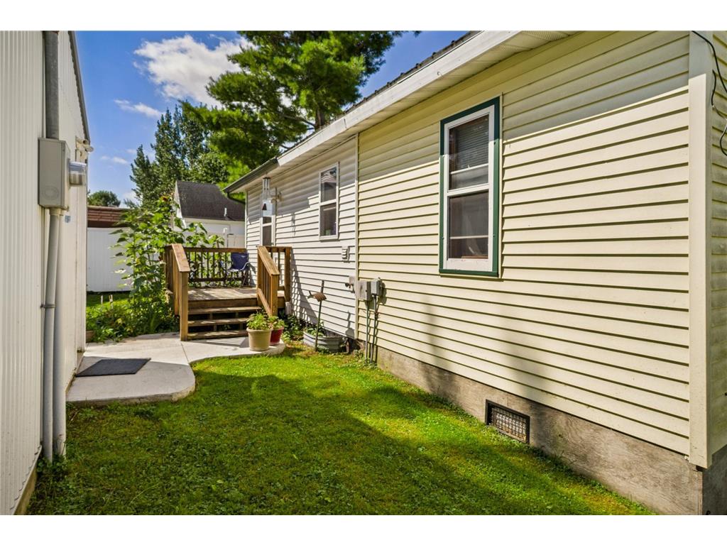 108 Central Avenue S Bertha MN 56437 6774840 image21