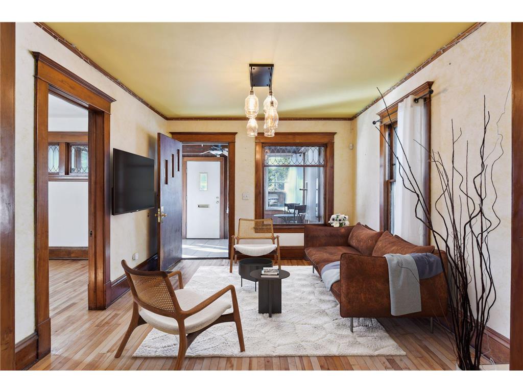 108 E 36th Street Minneapolis MN 55408 6258968 image1