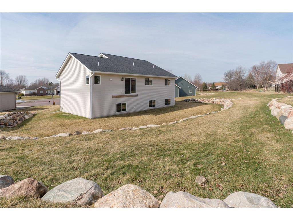 108 Ella Court Mankato MN 56001 7045383 image45