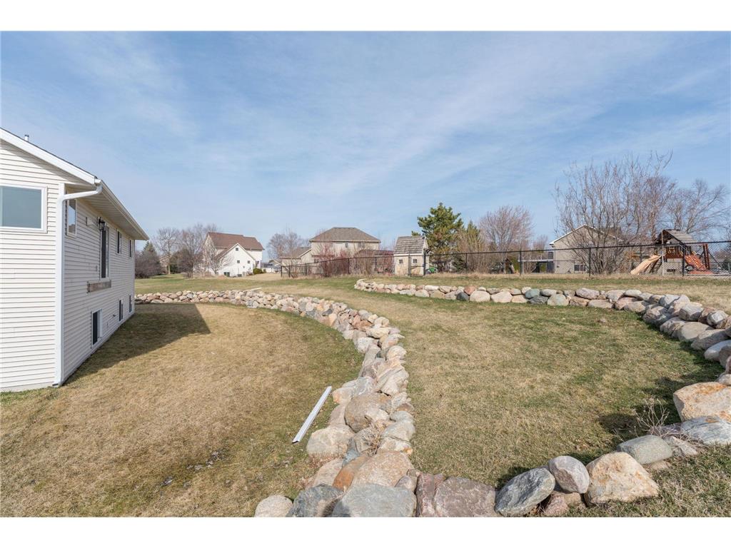 108 Ella Court Mankato MN 56001 7045383 image46
