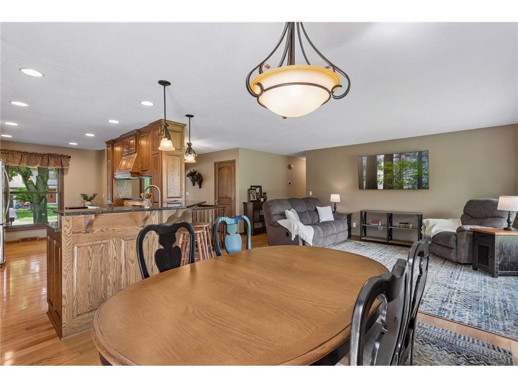 108 Knoll Circle E Burnsville MN 55337 7097303 image12