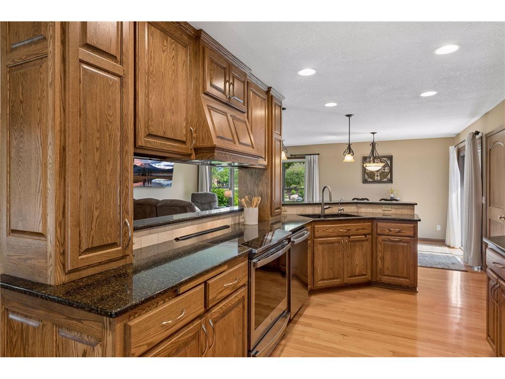 108 Knoll Circle E Burnsville MN 55337 7097303 image15