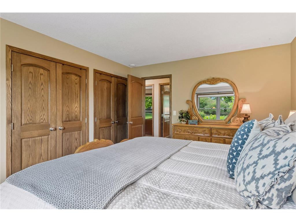 108 Knoll Circle E Burnsville MN 55337 7097303 image21