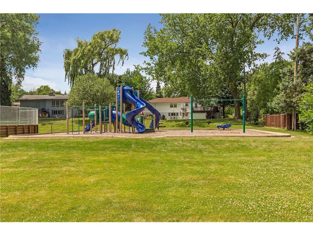 108 Knoll Circle E Burnsville MN 55337 7097303 image47