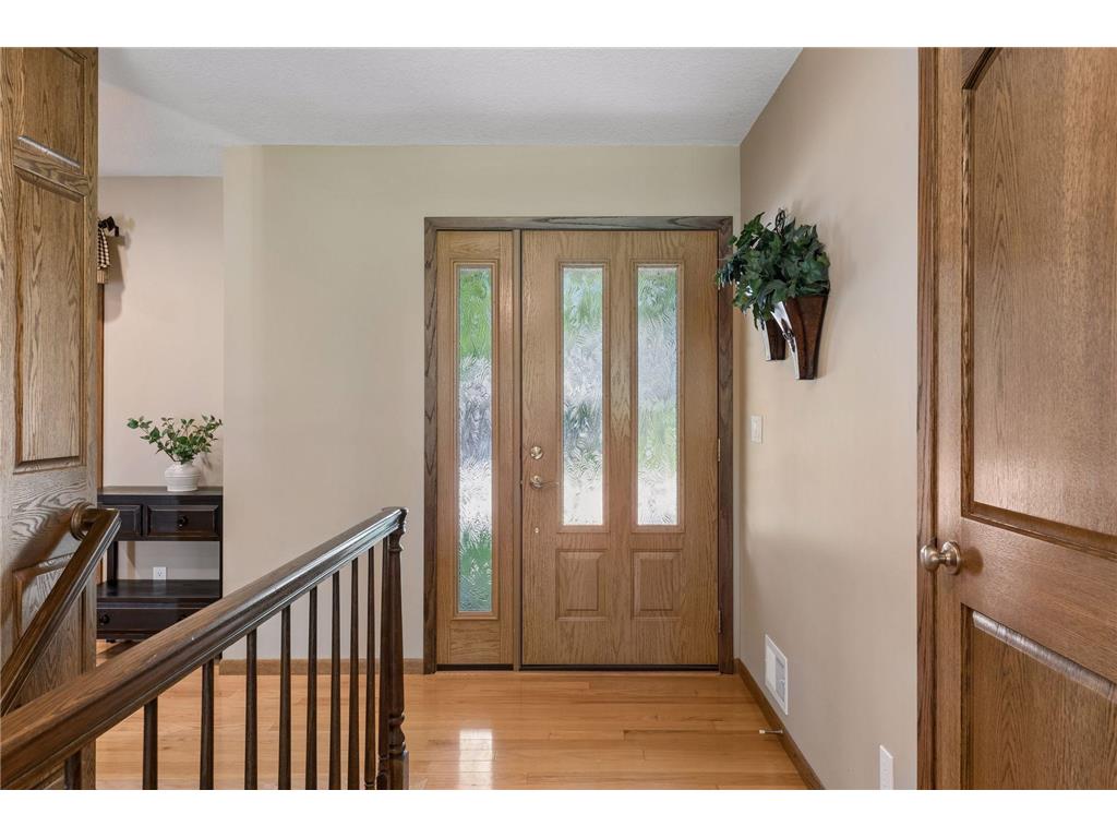 108 Knoll Circle E Burnsville MN 55337 7097303 image7